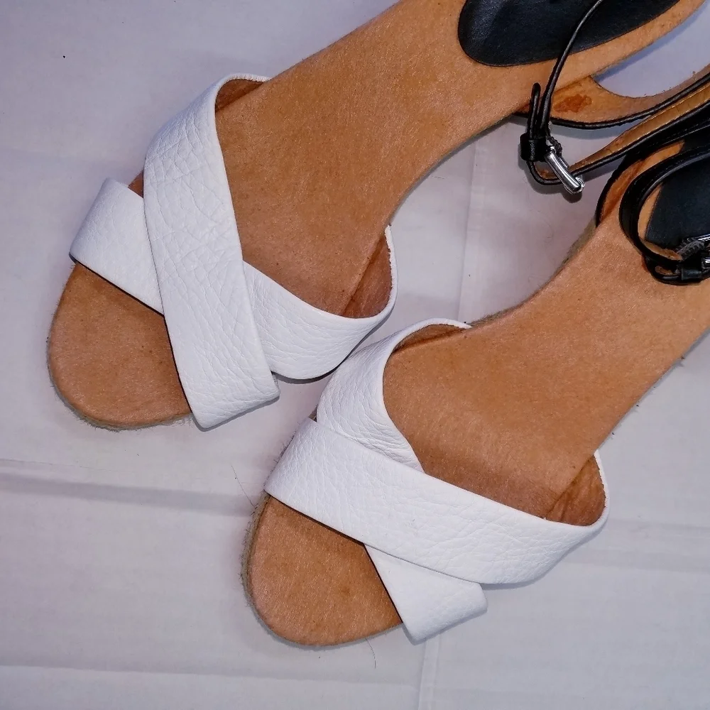 🌸 Coach | Wedge Leather‎ Platform  Sandal